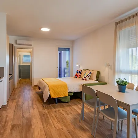 Апартаменти Ltapartments -monolocale Con Parcheggio A 900m Dalla Torre *