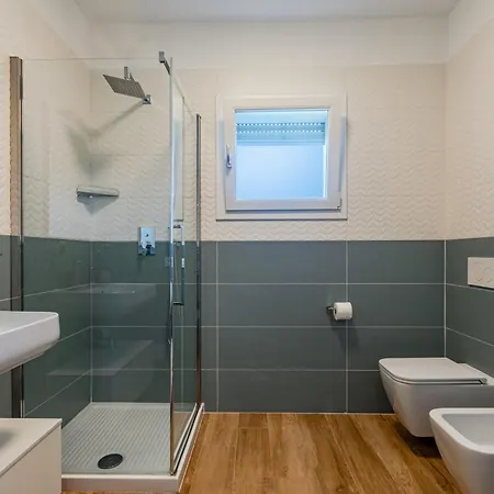 Апартаменти Ltapartments -monolocale Con Parcheggio A 900m Dalla Torre